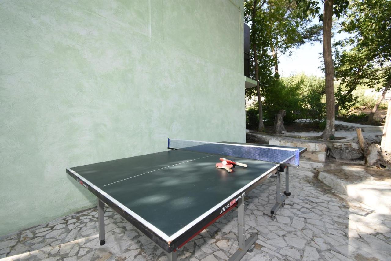 Forest Hills Yerevan Luaran gambar